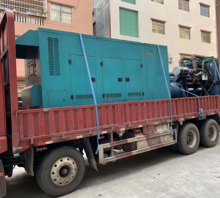 灵川如何在不同负载率下确保 400KW 柴油发电机组的正常运行？