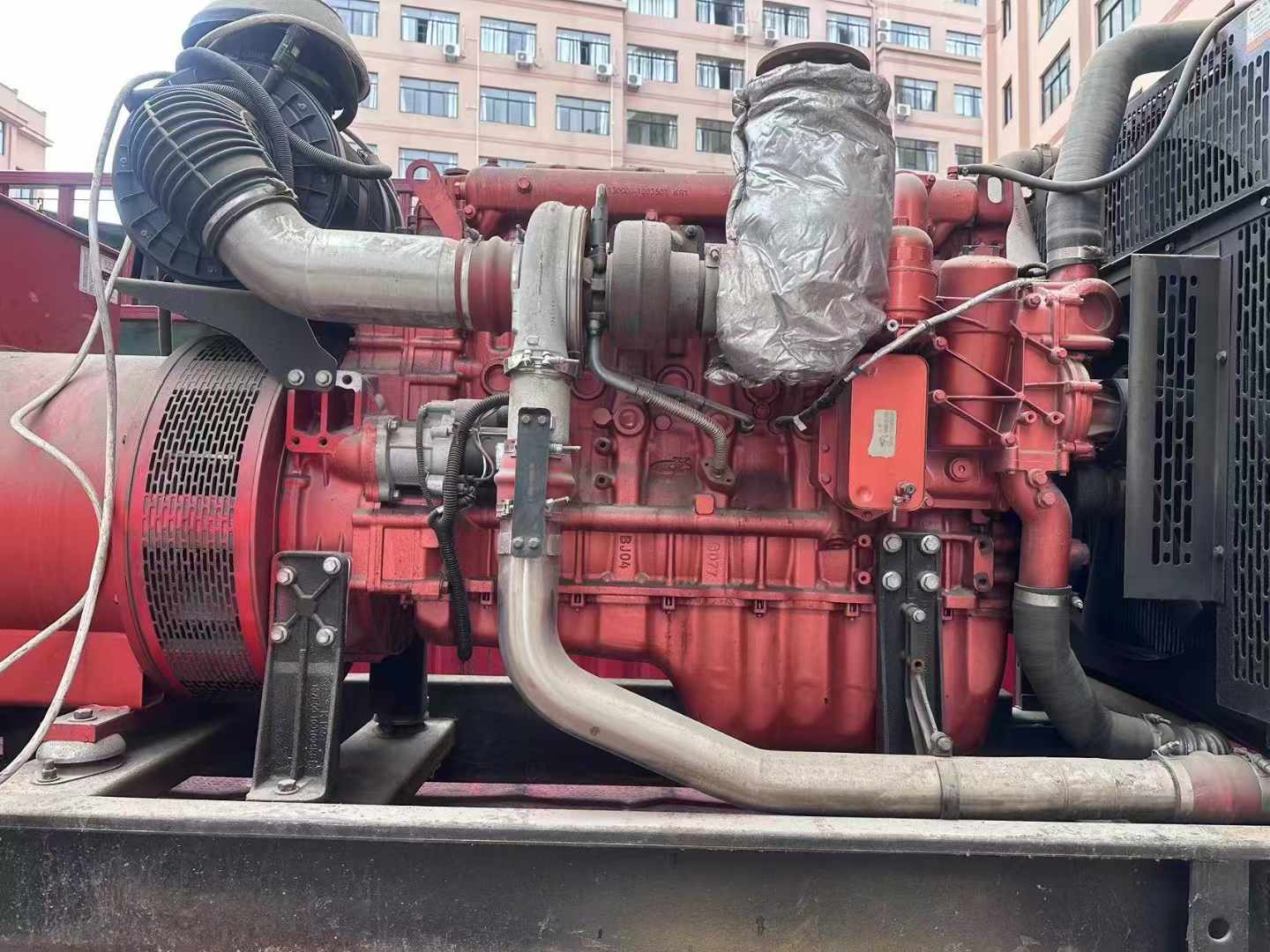 灵川如何选择适合 600kW 柴油发电机组的过载保护器？